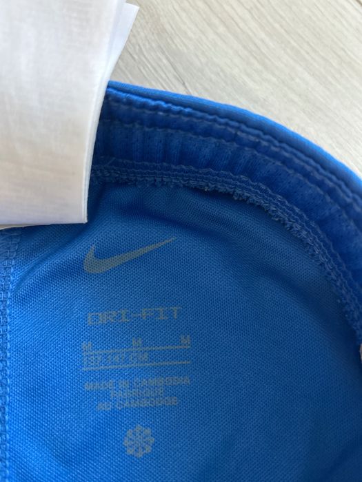 Детски къси панталони Nike . Размер до 147