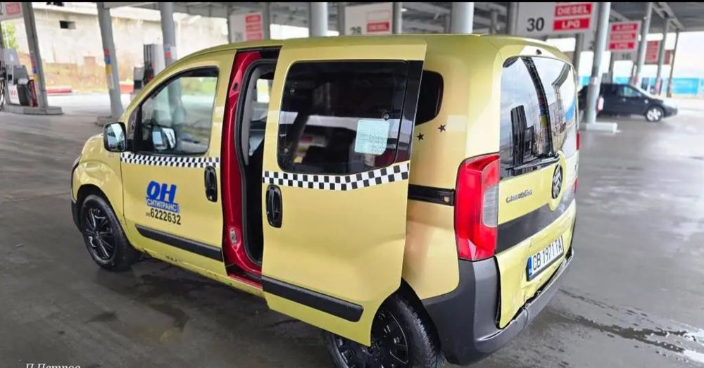 Продава се Citroen Nemo 1.4Hdi 2012г 
С сменен ремъци водна помпа масл