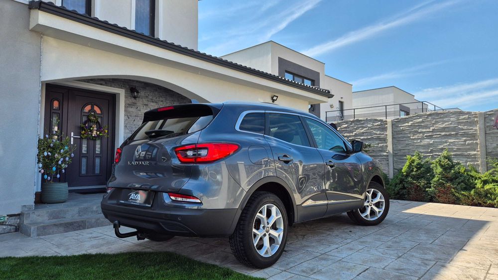 Renault/Kadjar/Benzina/Led/Navi/6+1 viteze/Model 2022/Keyless Goo/Entry/Euro6/Dublu Climatronic/140 Cp/