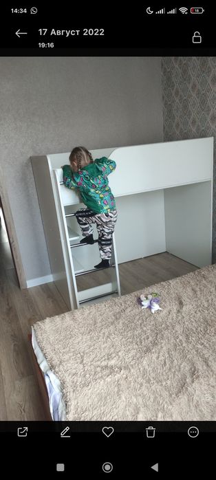 Продам двухъярусную кровать