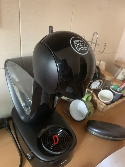 Nescafe Dolce Gusto Infinissima KRUPS - черна