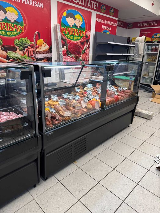 Vitrină carne 200 cm 800L R290 răcire ventilată