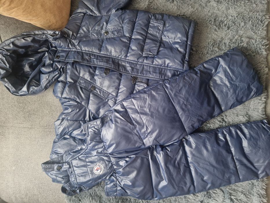 Продам детский комбенизон .