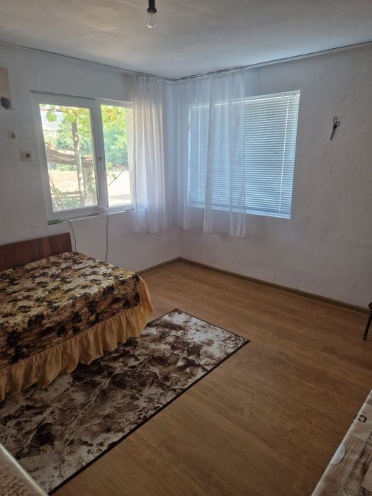 Къща на два етажа