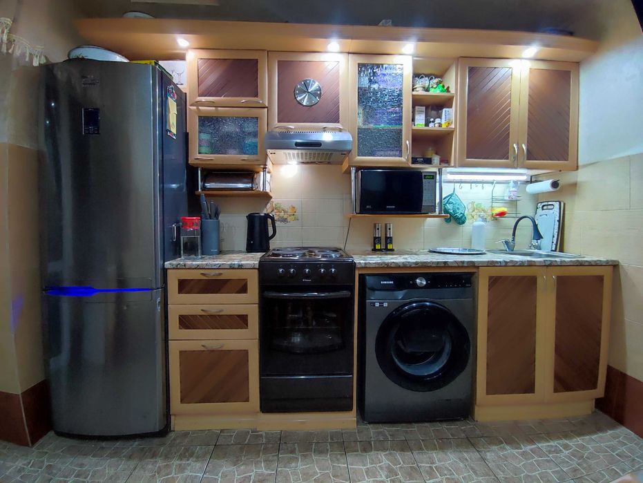 Продам Кухонный гарнитур