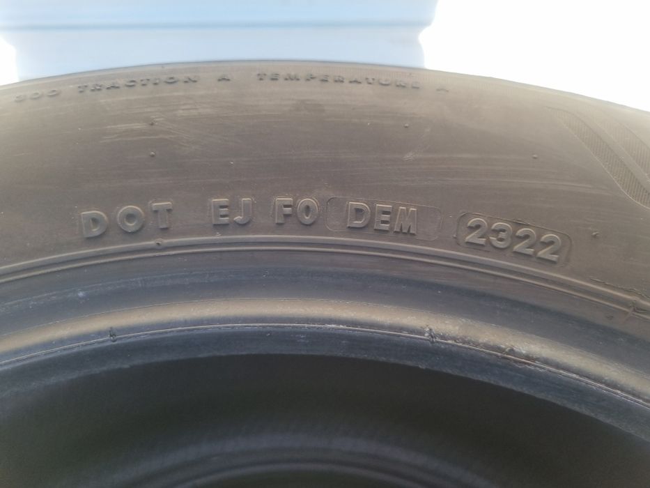 Bridgestone Alenza 235 55 19