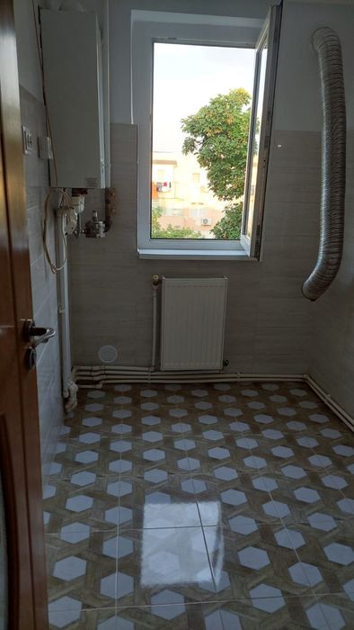 Vând apartament cartier obor