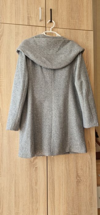 Палто преходно ново