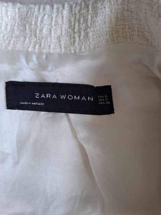 Дамско якенце на ZARA