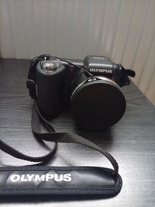 Aparat foto/video OLYMPUS