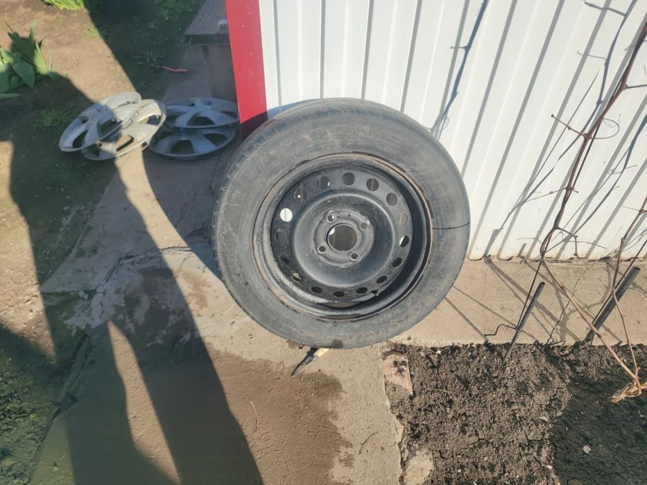 Продам резину с диском комплект