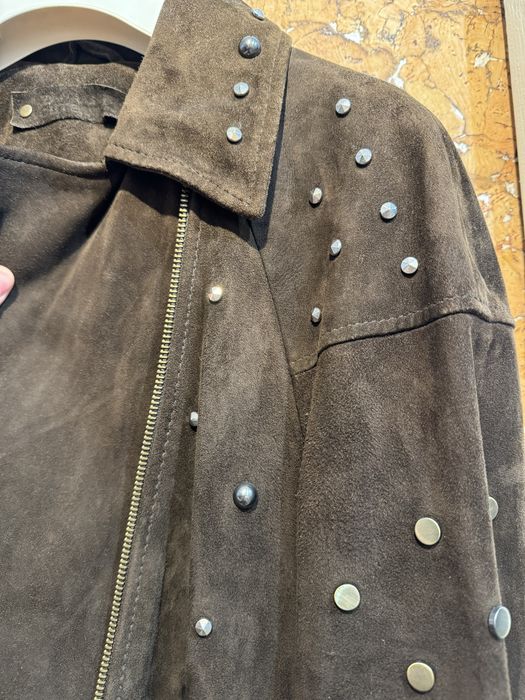 Geaca de piele intoarsa