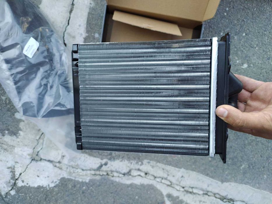 RADIATOR APA la mai mult de 1000 de modele DEPOZIT NOU POLCAR