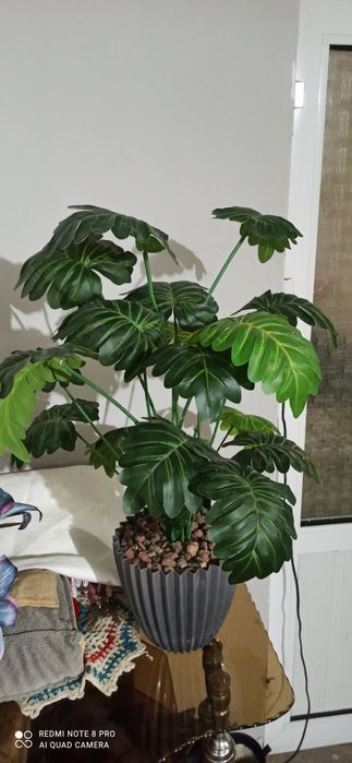 Sunʼiy dekor gullar