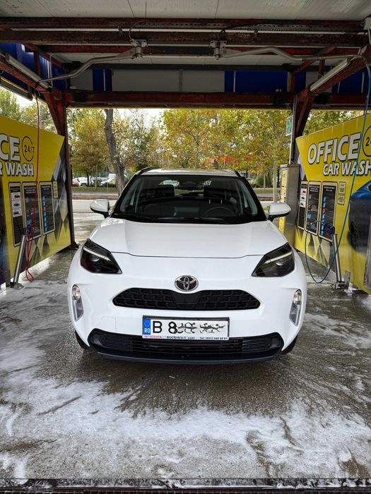 toyota yaris cross 10ani garantie