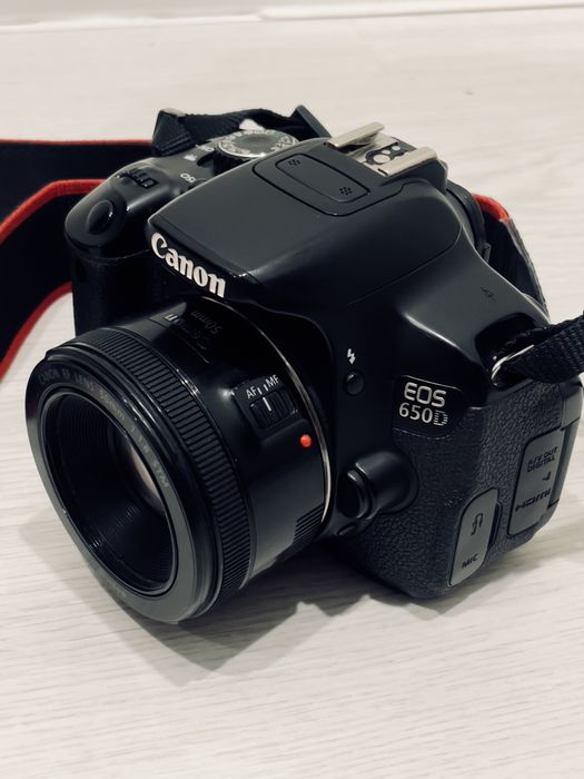 Фотоаппарат 650d
