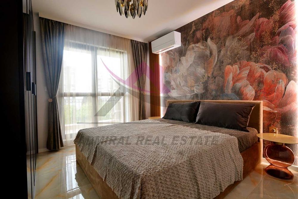 Дава се под наем Тристаен апартамент в Варна, Бриз - 110 кв.м за 1300 € - Снимка #3