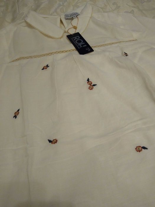 Cămășuța frumoasă dame noua de la Roh Boutique