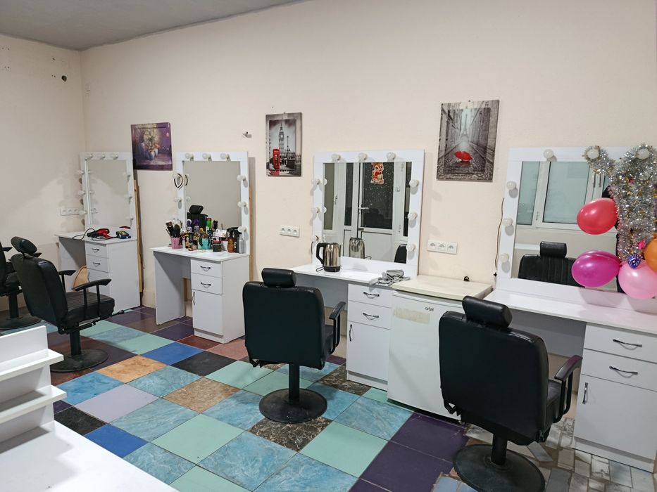 Salon uchun mebel anjomlari 4ta komplekt