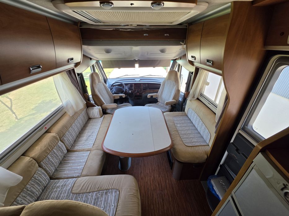 Autorulota Laika Rexosline 721, autocaravana iveco daily 35c18