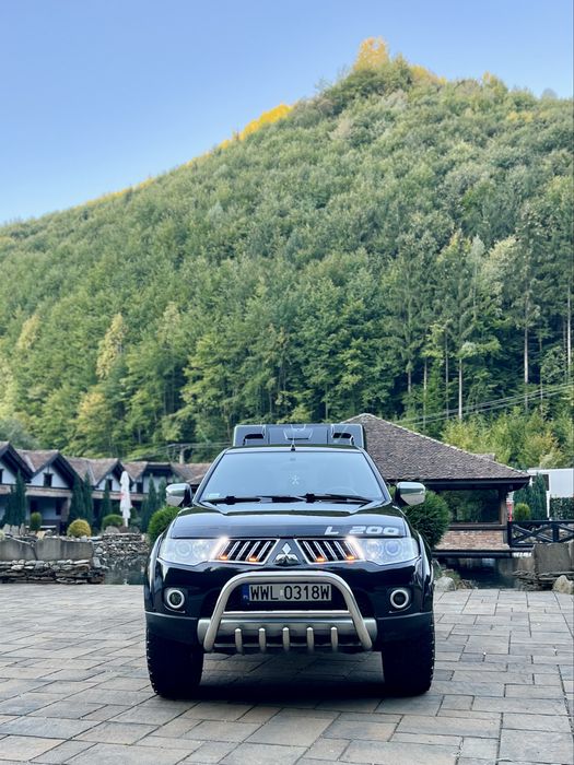 Mitsubishi L200 pickup 2.5 diesel 178cp autoutilitara