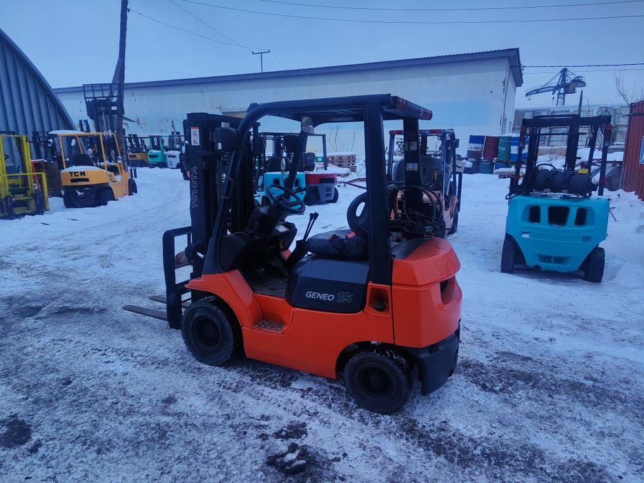 Продам вилочный погрузчик. Кара