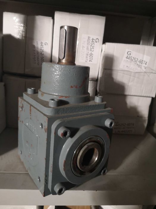 Ел. Мотори Редуктори и транспортни ленти