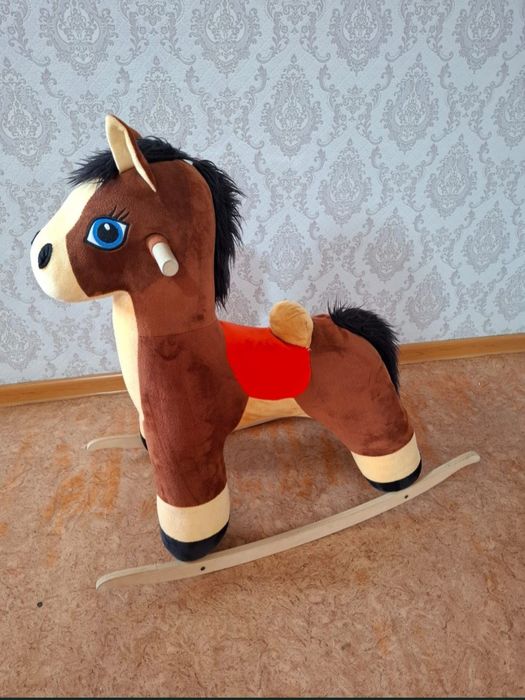 Продается коляска + лошадка качалка