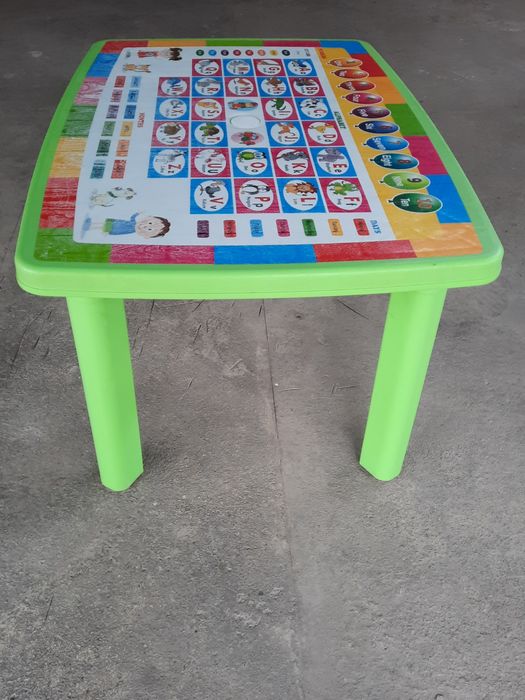 детский игровой столик