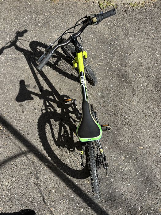 Bicicleta copii cube 200 race