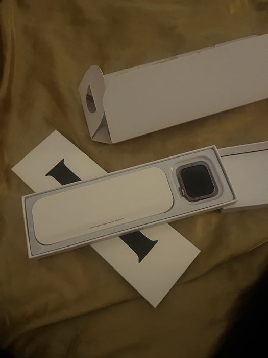 продам apple watch