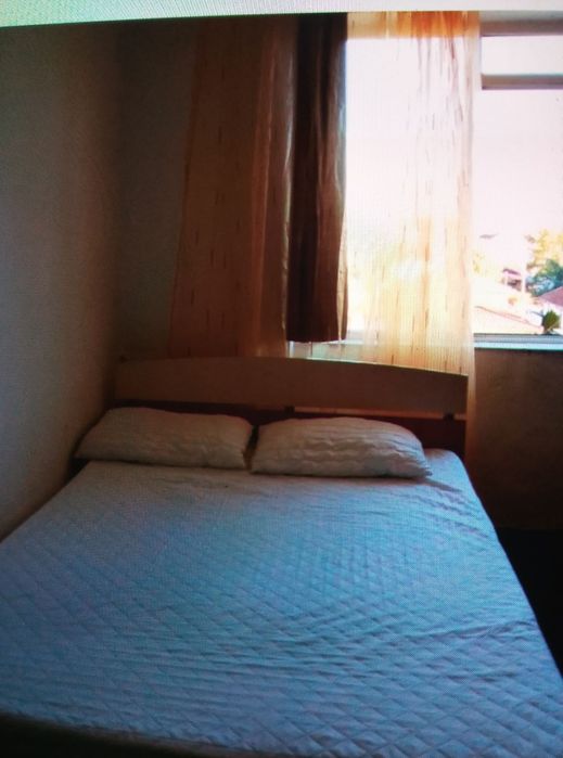 Închiriez camera cămin Str Bresti Craiova