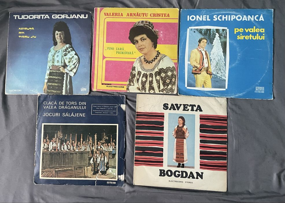 Lot 20 discuri cu folclor românesc