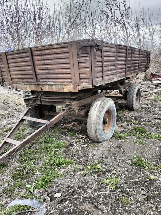 Продам прицеп ПТС 4 в рабочем состоянии