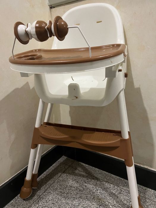 Детский стульчик для кормления