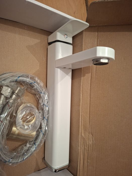 Смеситель для ванны