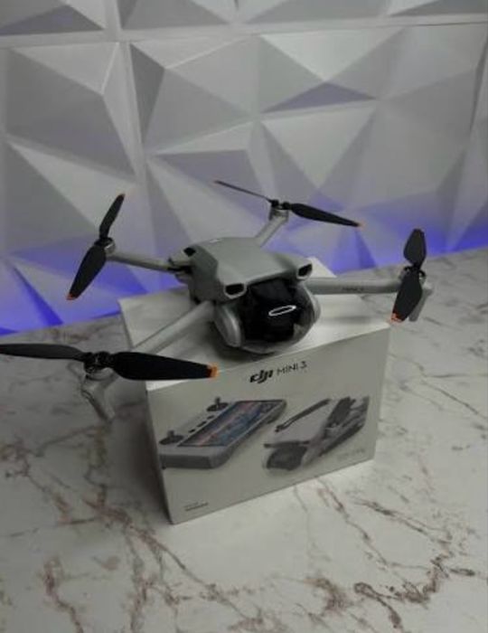 Дрон DJI MINI 3.