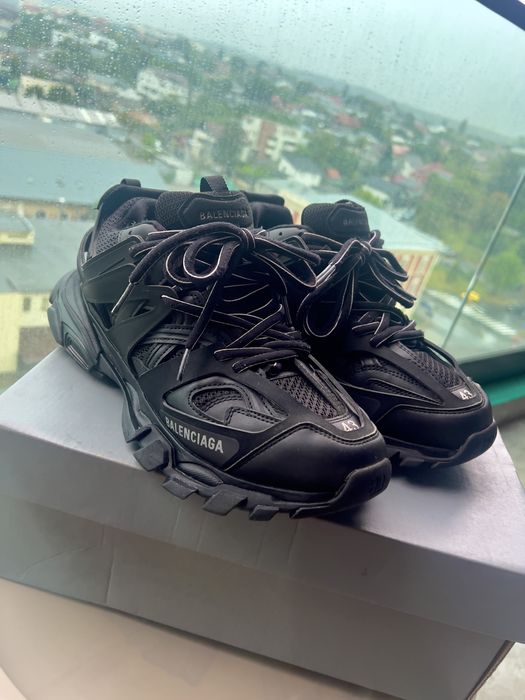 Balenciaga Track 43