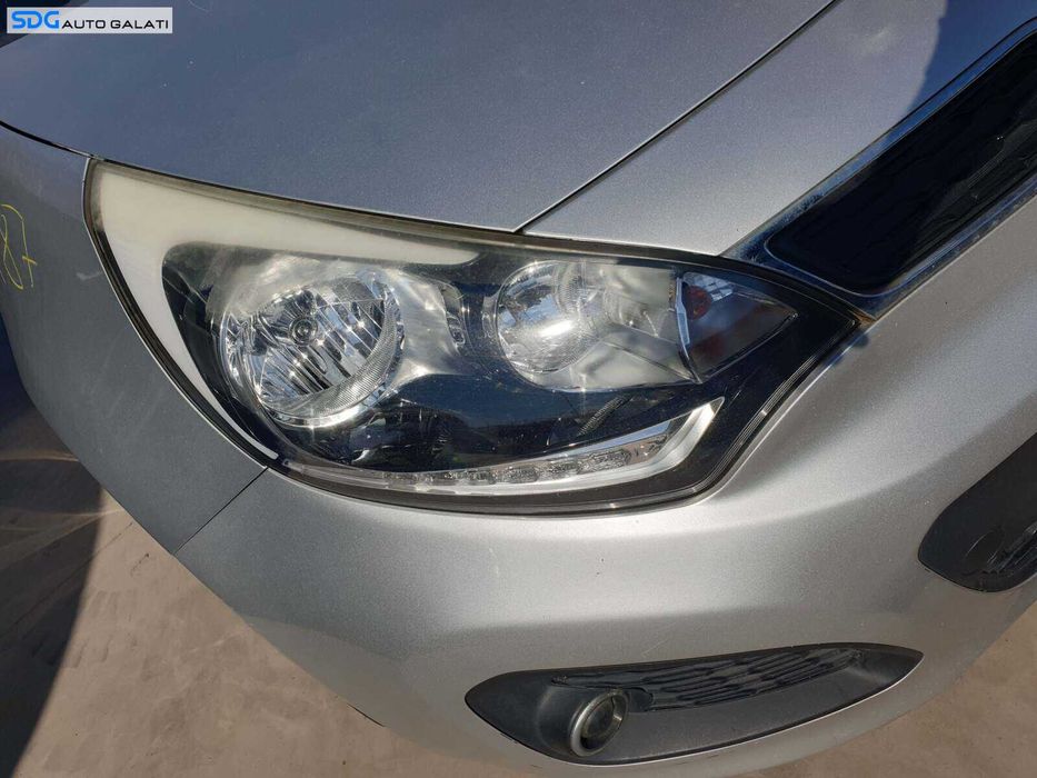 Far Dreapta cu Halogen Kia Rio 3 2011 - 2015 [Q2891]