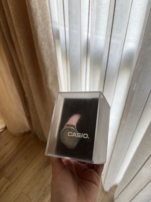 женские часы casio LTP-V300