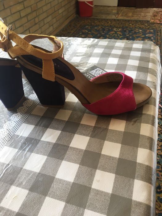 Продается обувь новый