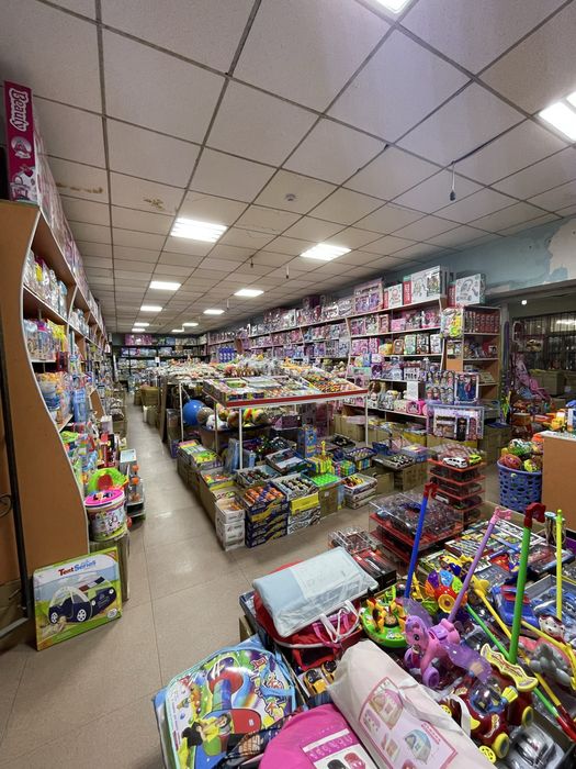 бутик арендага берыледы