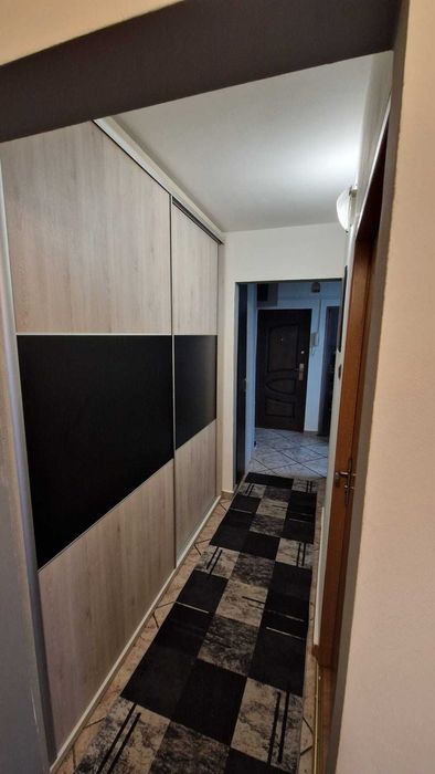 Vând apartament 3 camere