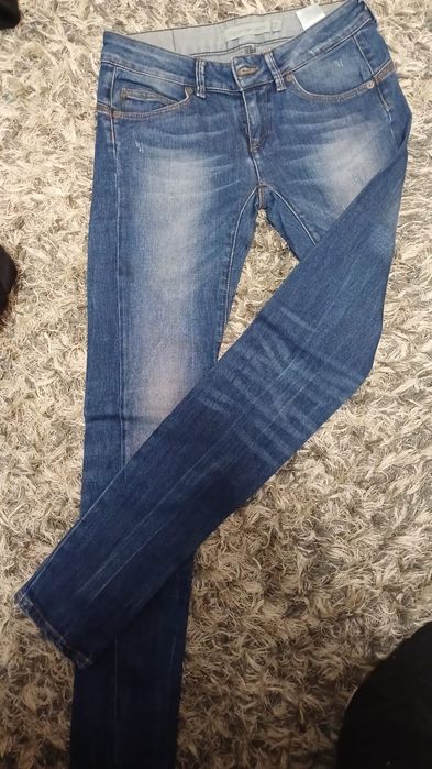 Blugi Calvin Klein , Levis, Guess, Tommy Hilfiger
