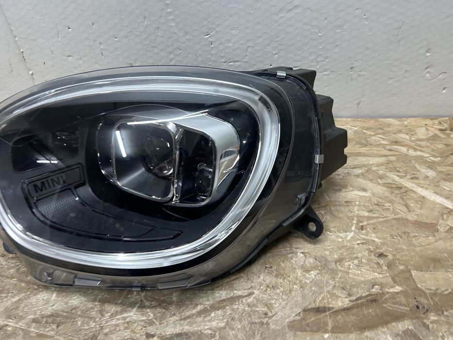 Far faruri Mini Countryman F60 LCI full led adaptiv 2020-2023