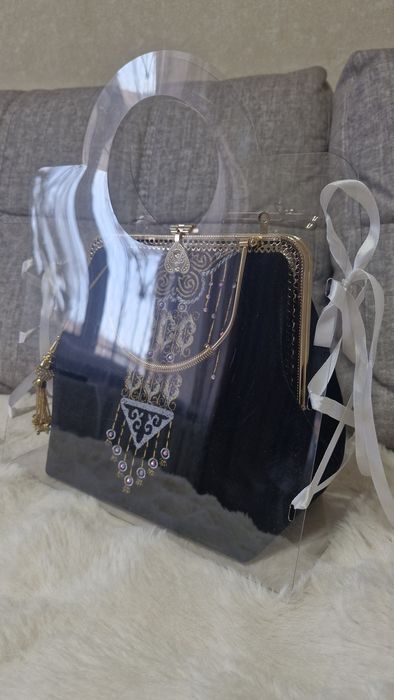 Вечерняя сумочка