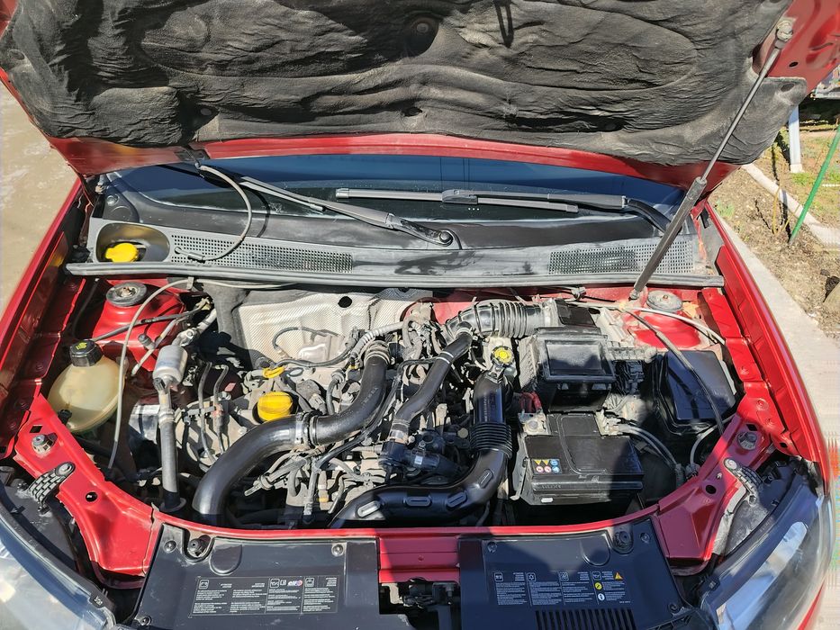 Dacia Sandero Stepway 0.9 . 2014. Economică