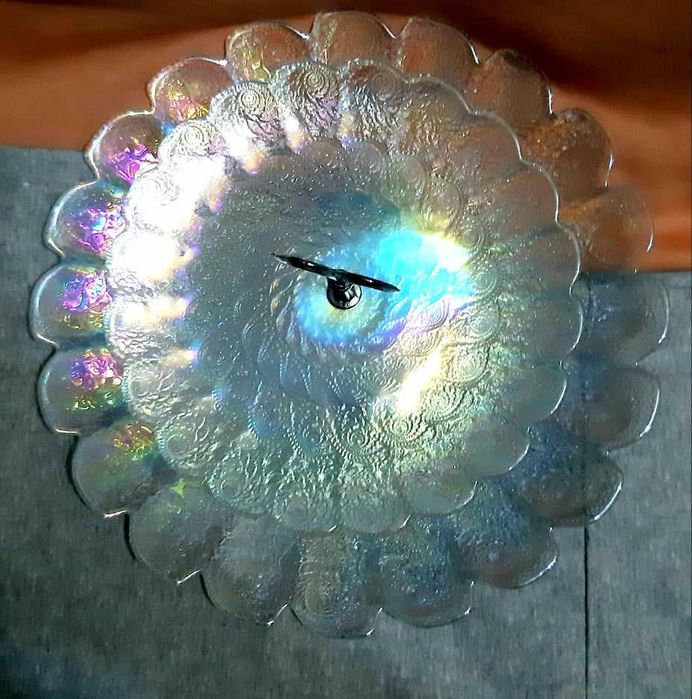 Стъклена стойка за сладкиши