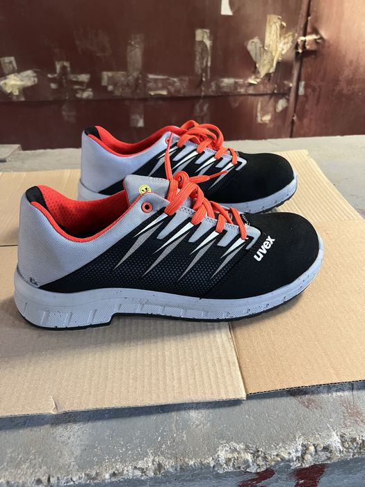 Va nd pantofi protectie Uvex marimea 45
