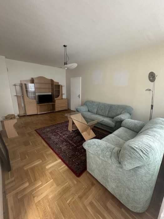 Дава се под наем Тристаен апартамент в София, Център - 110 кв.м за 700 € - Снимка #1